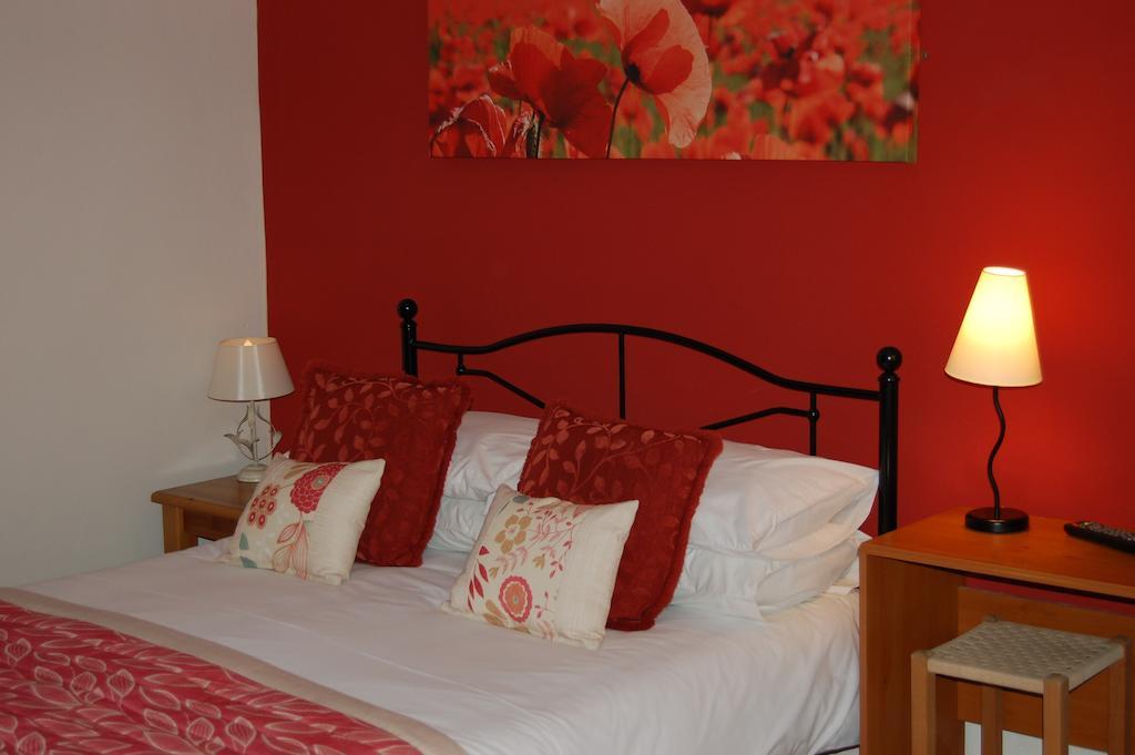 The Mitre Inn Witheridge Стая снимка