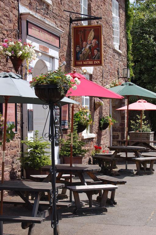 The Mitre Inn Witheridge Екстериор снимка