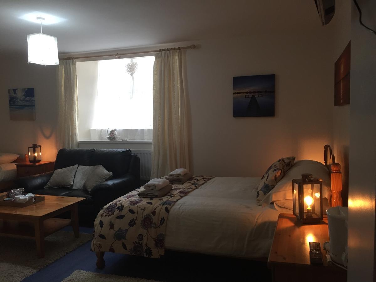 The Mitre Inn Witheridge Екстериор снимка