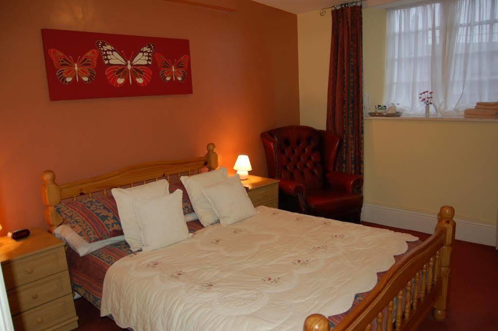 The Mitre Inn Witheridge Екстериор снимка