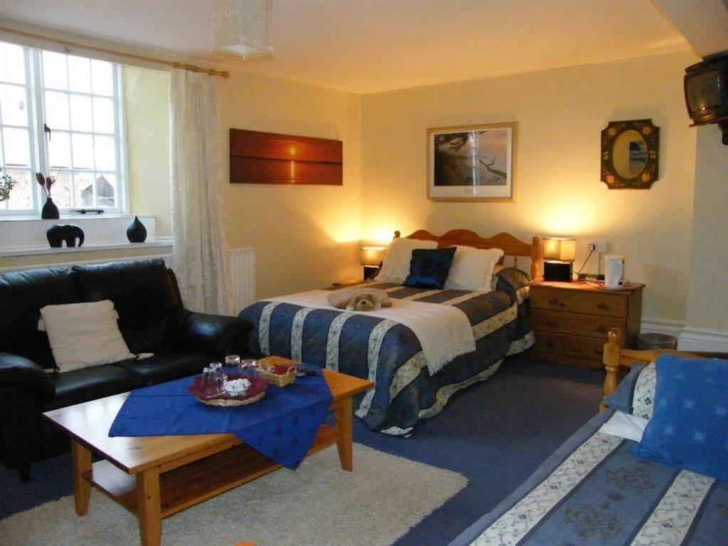 The Mitre Inn Witheridge Екстериор снимка